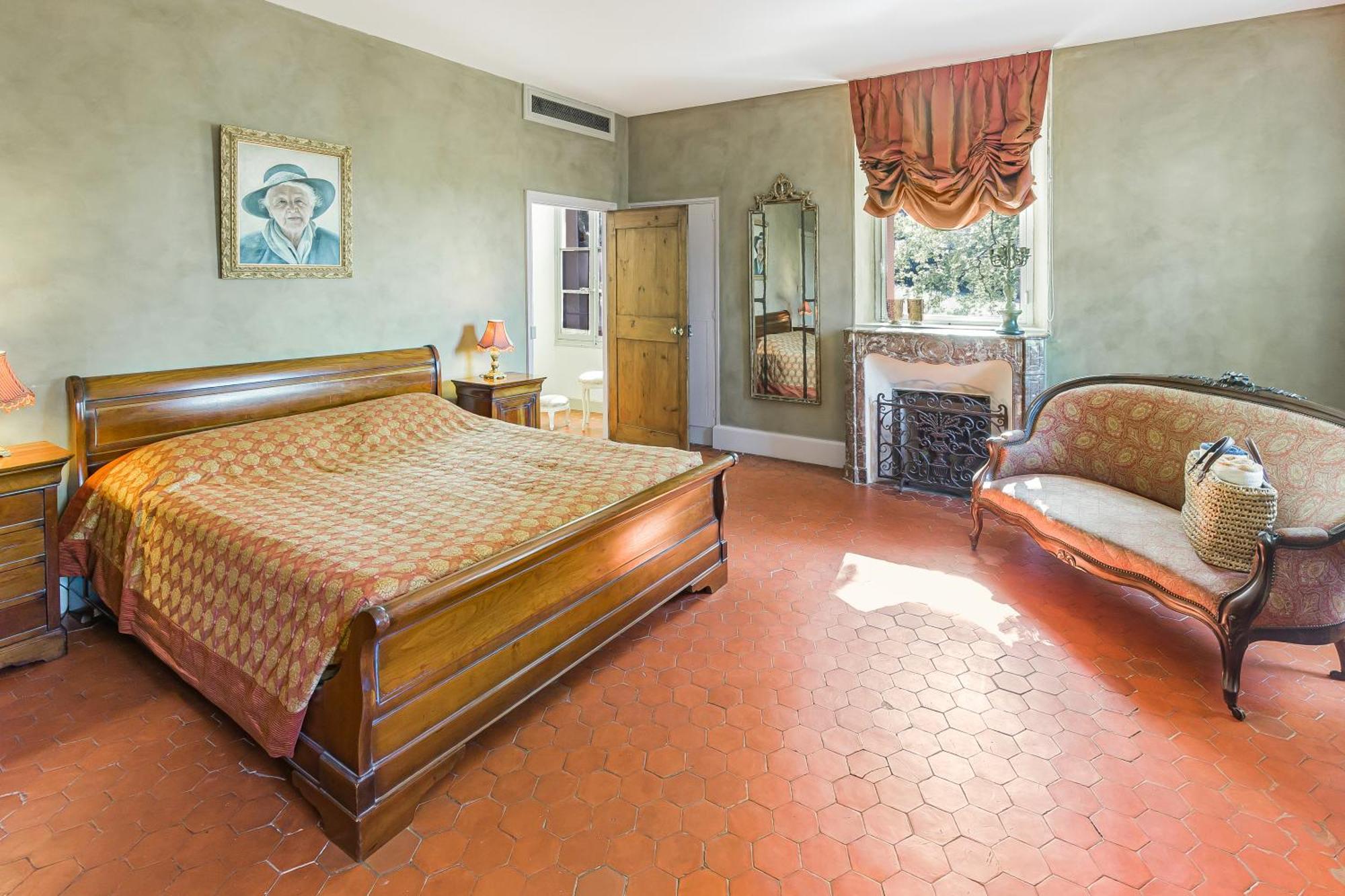 Chateau Mentone Masseboeuf Exterior photo